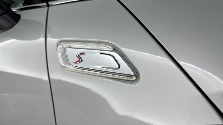 MINI Clubman 2.0 Cooper S Sport 6dr Petrol Estate